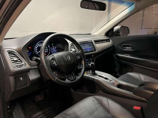 HONDA-HR-V-2016