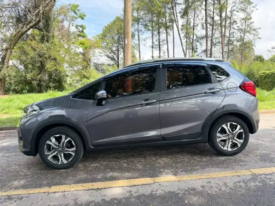 HONDA-WR-V-2018