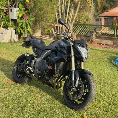 HONDA-CB 1000R-2012
