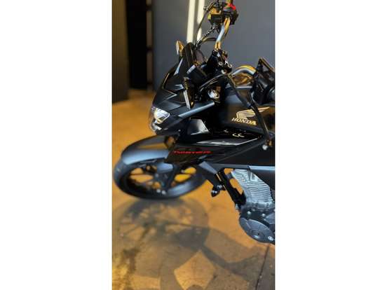 HONDA-CB 300F TWISTER CBS-2024