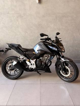 HONDA CB 300F TWISTER CBS 