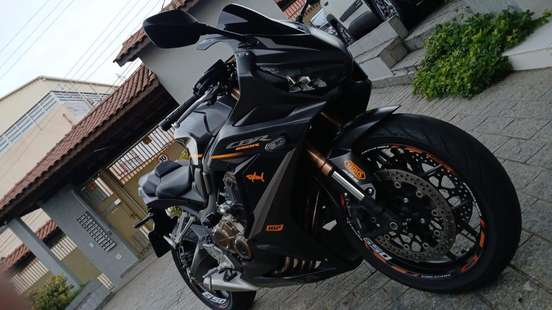 HONDA-CBR 650R ABS-2022