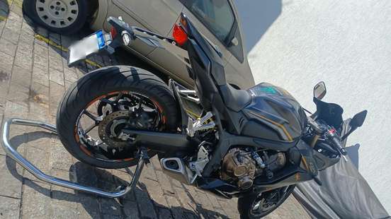 HONDA-CBR 650R ABS-2022