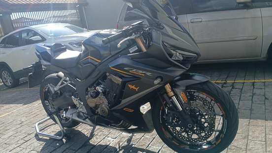 HONDA-CBR 650R ABS-2022