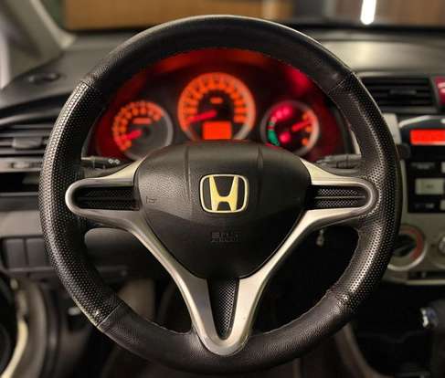 HONDA-CITY-1.5 LX 16V FLEX 4P AUTOMÁTICO HONDA-CITY-2011