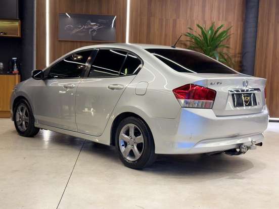 HONDA-CITY-1.5 LX 16V FLEX 4P AUTOMÁTICO HONDA-CITY-2011