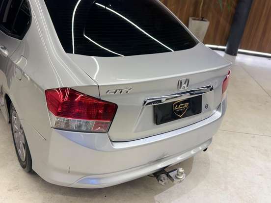 HONDA-CITY-1.5 LX 16V FLEX 4P AUTOMÁTICO HONDA-CITY-2011