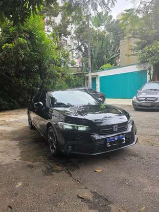 HONDA-CIVIC-2024