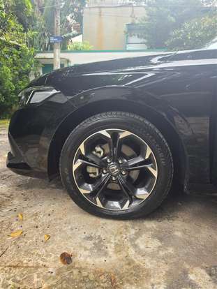 HONDA-CIVIC-2024