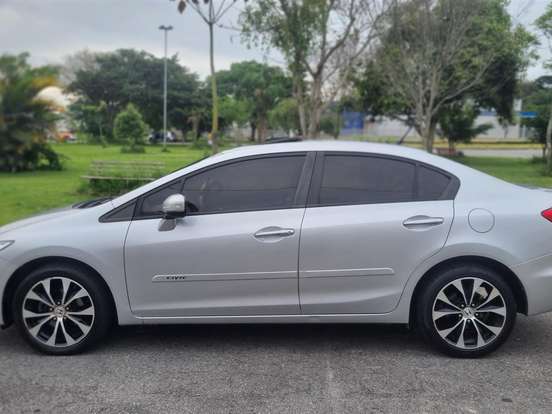 HONDA-CIVIC-2.0 EXR 16V FLEX 4P AUTOMÁTICO HONDA-CIVIC-2015