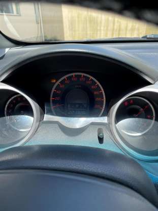 HONDA-FIT-2009