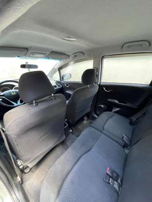 HONDA-FIT-2009