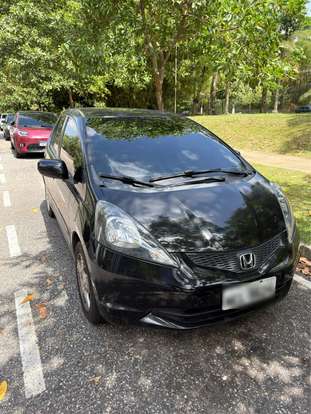 HONDA-FIT-2010