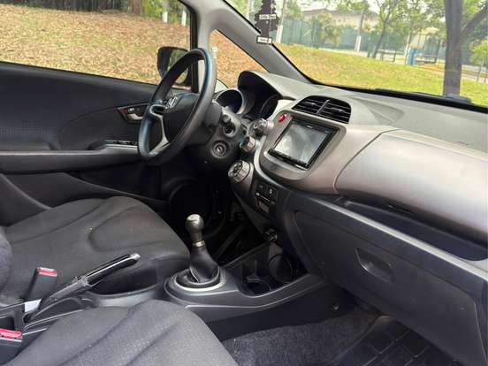 HONDA-FIT-1.4 LX 16V FLEX 4P MANUAL HONDA-FIT-2010