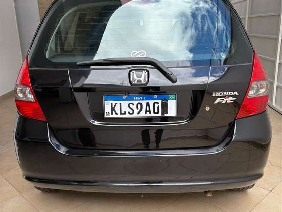HONDA-FIT-1.4 LXL 8V GASOLINA 4P AUTOMÁTICO HONDA-FIT-2004