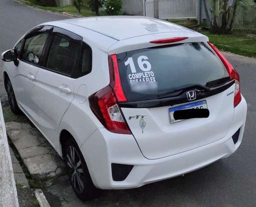 HONDA-FIT-2015