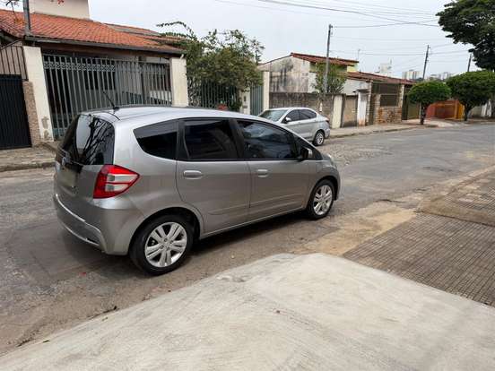 HONDA-FIT-1.5 EX 16V FLEX 4P AUTOMÁTICO HONDA-FIT-2013