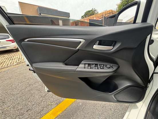 HONDA-FIT-2020