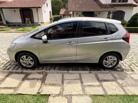 HONDA-FIT-2017