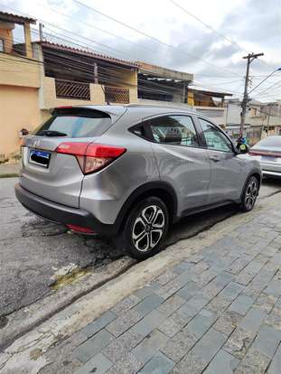 HONDA-HR-V-2015