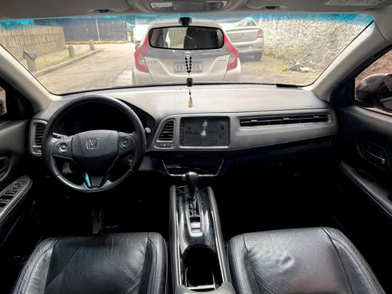HONDA-HR-V-2020