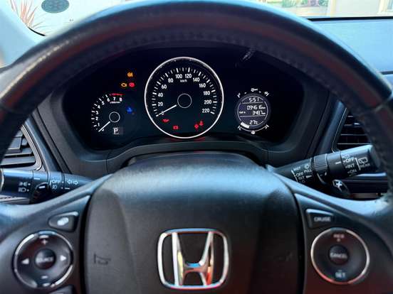 HONDA-HR-V-2016