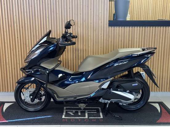 HONDA-PCX 160 DLX-2025