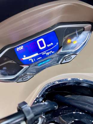 HONDA-PCX 160 DLX-2025