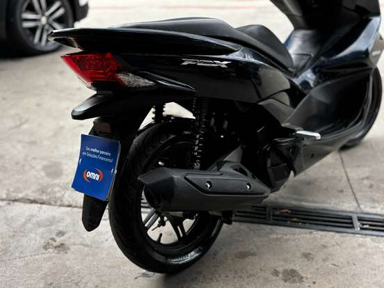 HONDA-PCX-2017