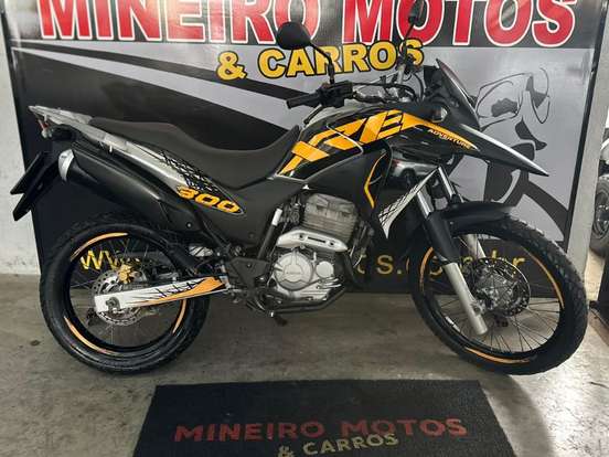 HONDA-XRE 300 HONDA-XRE 300-2017