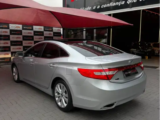 HYUNDAI-AZERA-3.0 MPFI GLS V6 24V GASOLINA 4P AUTOMÁTICO HYUNDAI-AZERA-2012