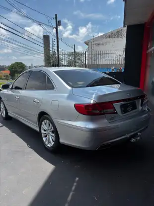 HYUNDAI-AZERA-2010