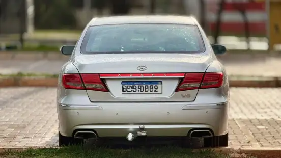 HYUNDAI-AZERA-2010