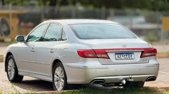 HYUNDAI-AZERA-3.3 MPFI GLS SEDAN V6 24V GASOLINA 4P AUTOMÁTICO HYUNDAI-AZERA-2010