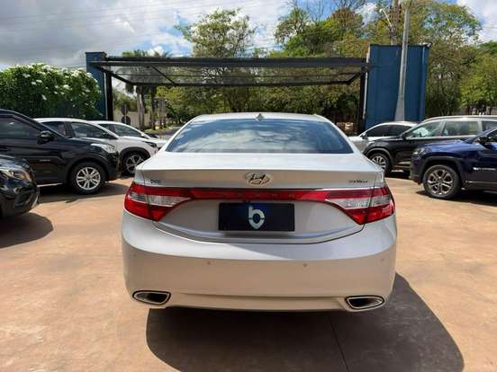 HYUNDAI-AZERA-2014