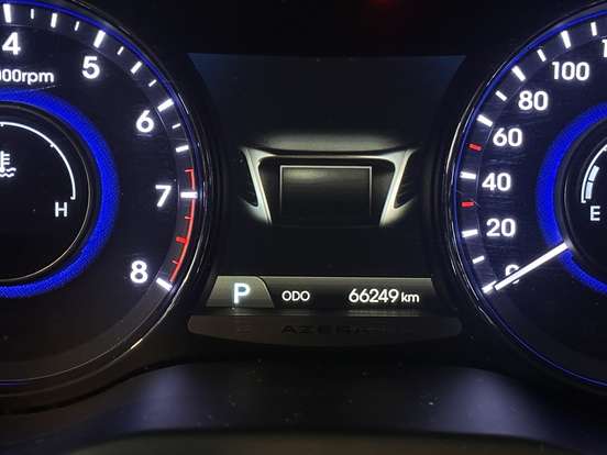 HYUNDAI-AZERA-2014