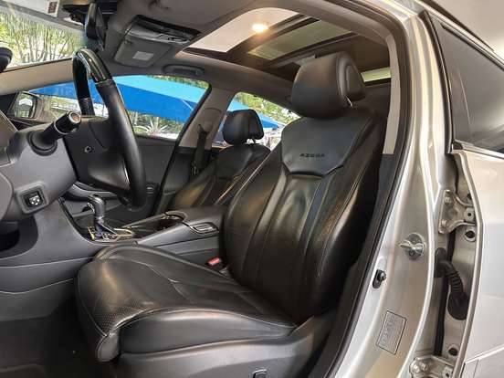 HYUNDAI-AZERA-2014