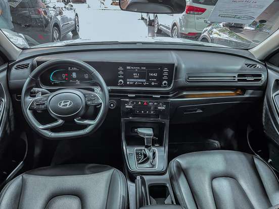 HYUNDAI-CRETA-2025