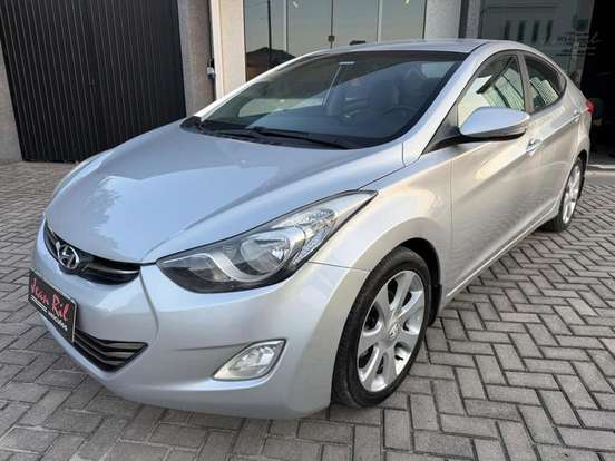 HYUNDAI-ELANTRA-2012