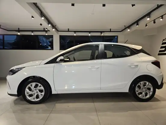 HYUNDAI-HB20-2023