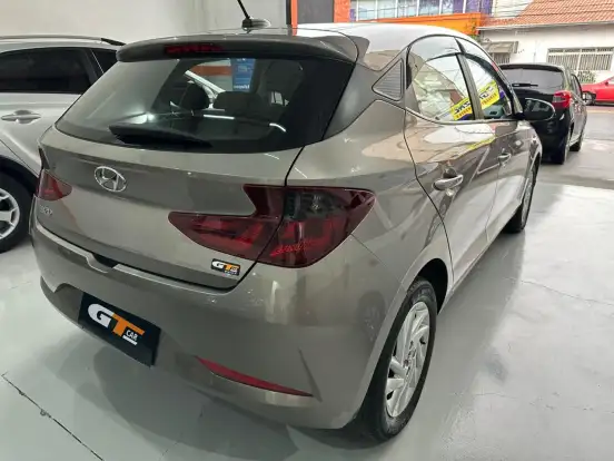 HYUNDAI-HB20-2022