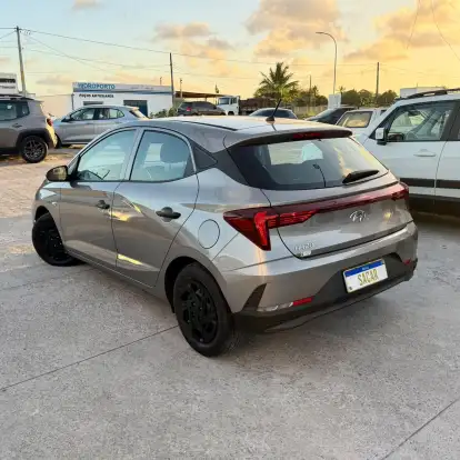 HYUNDAI-HB20-2022