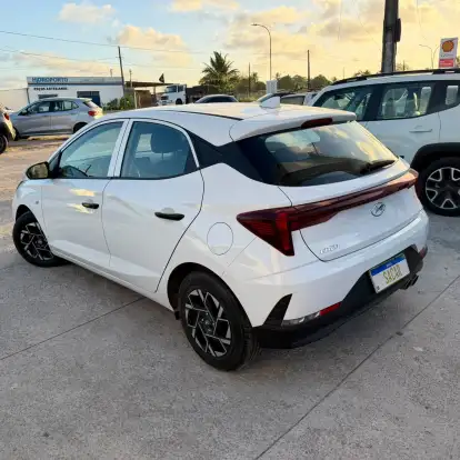 HYUNDAI-HB20-2022