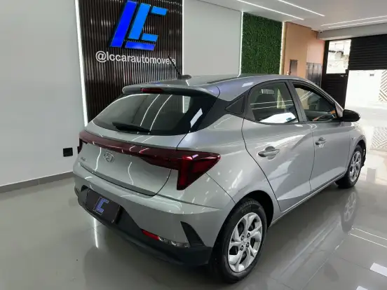 HYUNDAI-HB20-2022