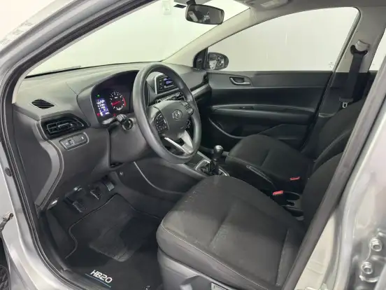 HYUNDAI-HB20-2024