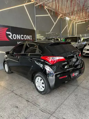 HYUNDAI-HB20-2015
