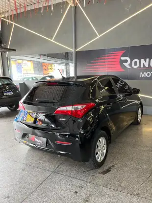 HYUNDAI-HB20-2015