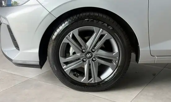 HYUNDAI-HB20-2025