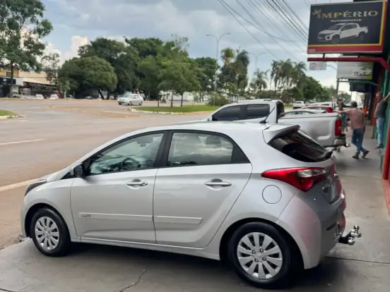 HYUNDAI-HB20-1.6 COMFORT PLUS 16V FLEX 4P MANUAL HYUNDAI-HB20-2014