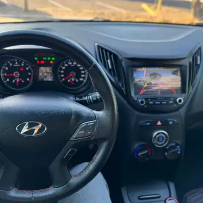 HYUNDAI-HB20-2019